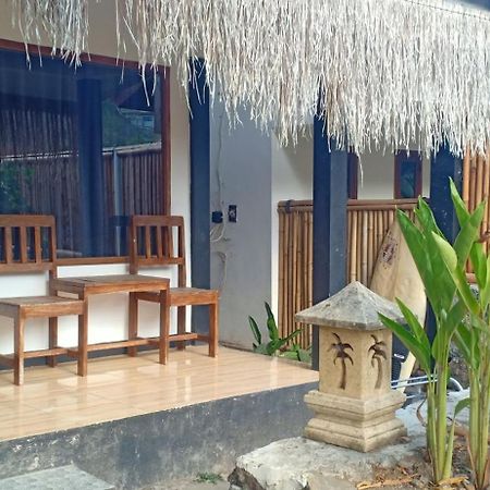 Dewi Garden Guesthouse Kuta  Dış mekan fotoğraf