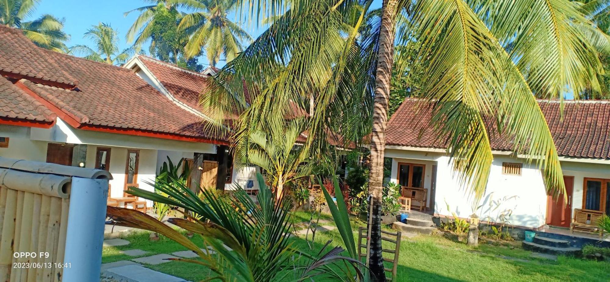 Dewi Garden Guesthouse Kuta  Dış mekan fotoğraf