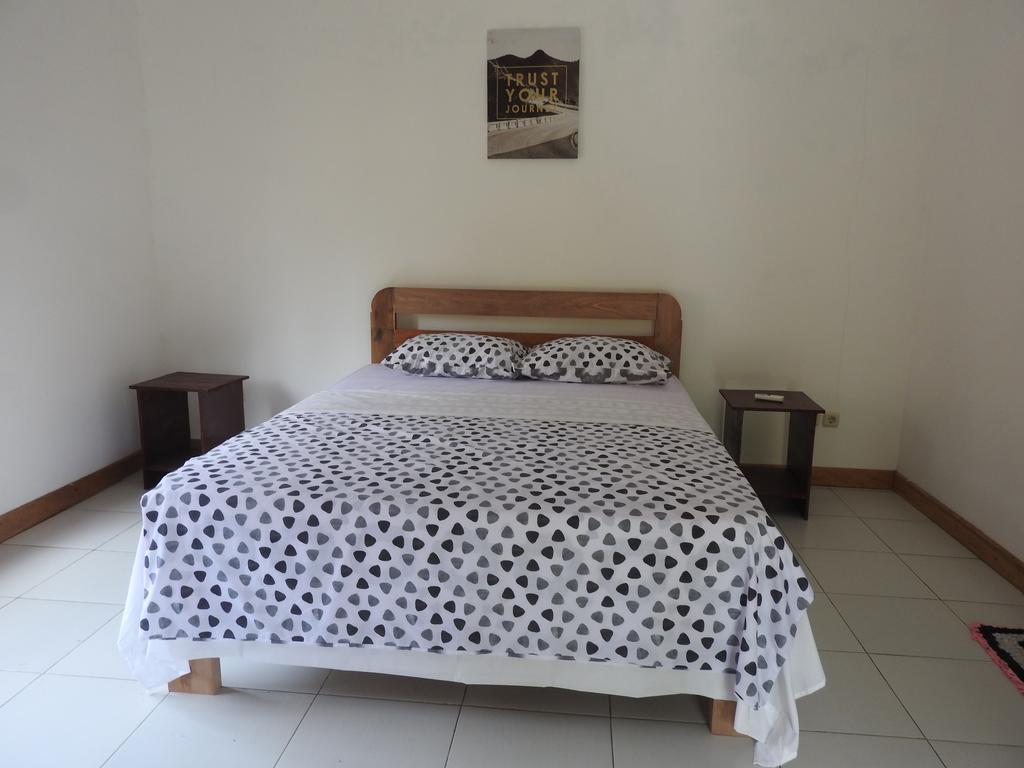 Dewi Garden Guesthouse Kuta  Dış mekan fotoğraf