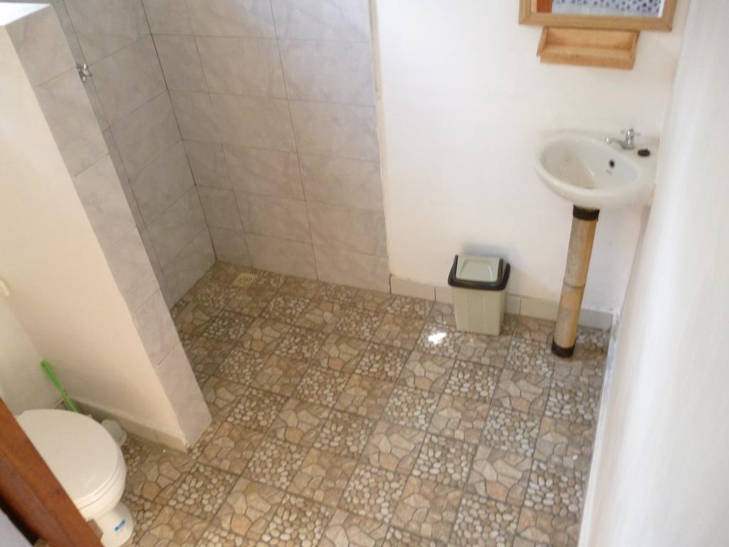 Dewi Garden Guesthouse Kuta  Dış mekan fotoğraf
