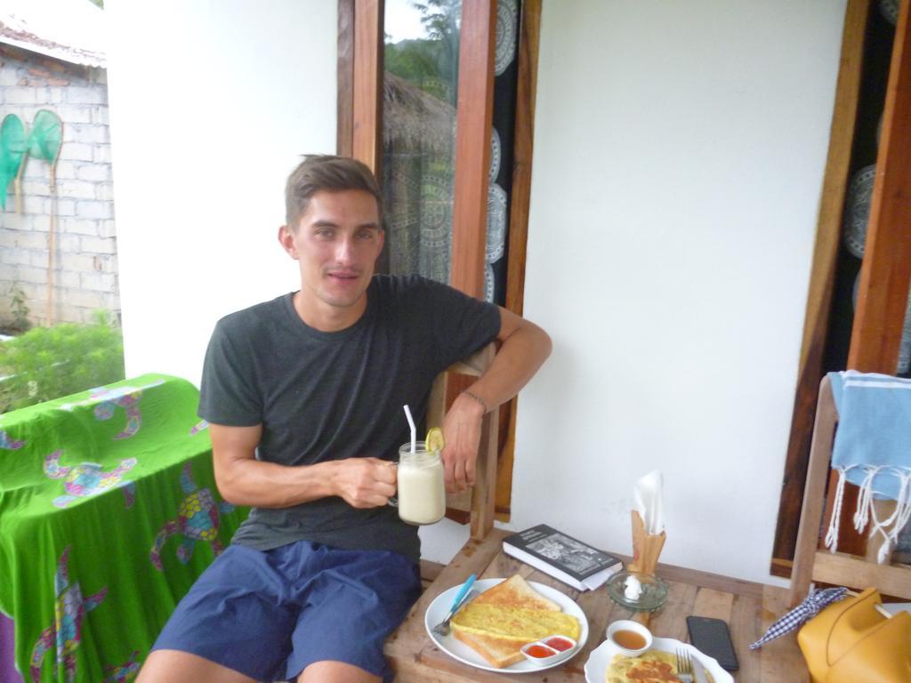 Dewi Garden Guesthouse Kuta  Dış mekan fotoğraf