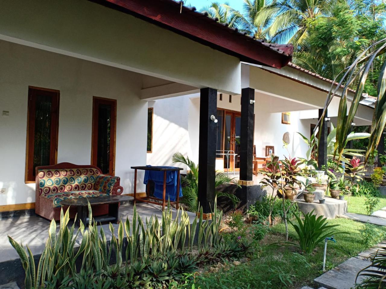 Dewi Garden Guesthouse Kuta  Dış mekan fotoğraf