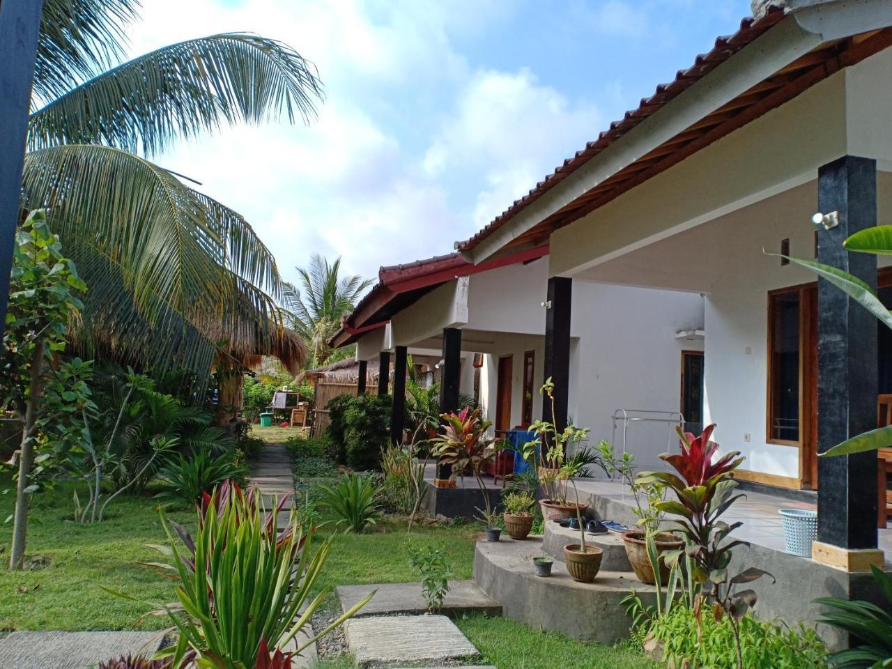 Dewi Garden Guesthouse Kuta  Dış mekan fotoğraf